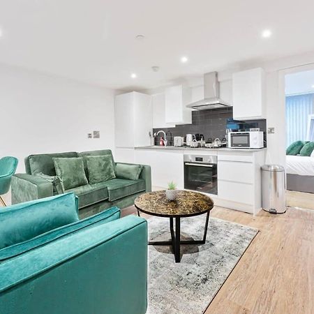 Modern 1 Bed Apartment In Burton-On-Trent Eksteriør bilde