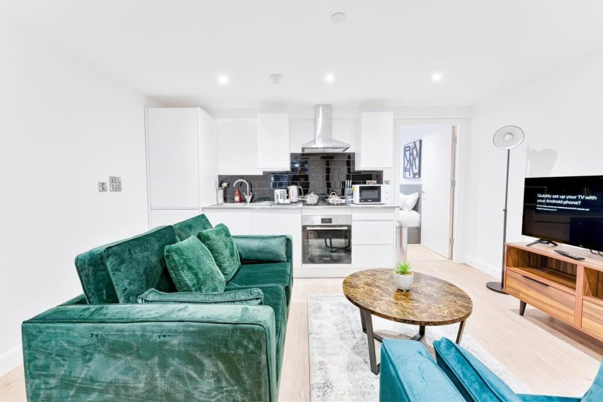 Modern 1 Bed Apartment In Burton-On-Trent Eksteriør bilde