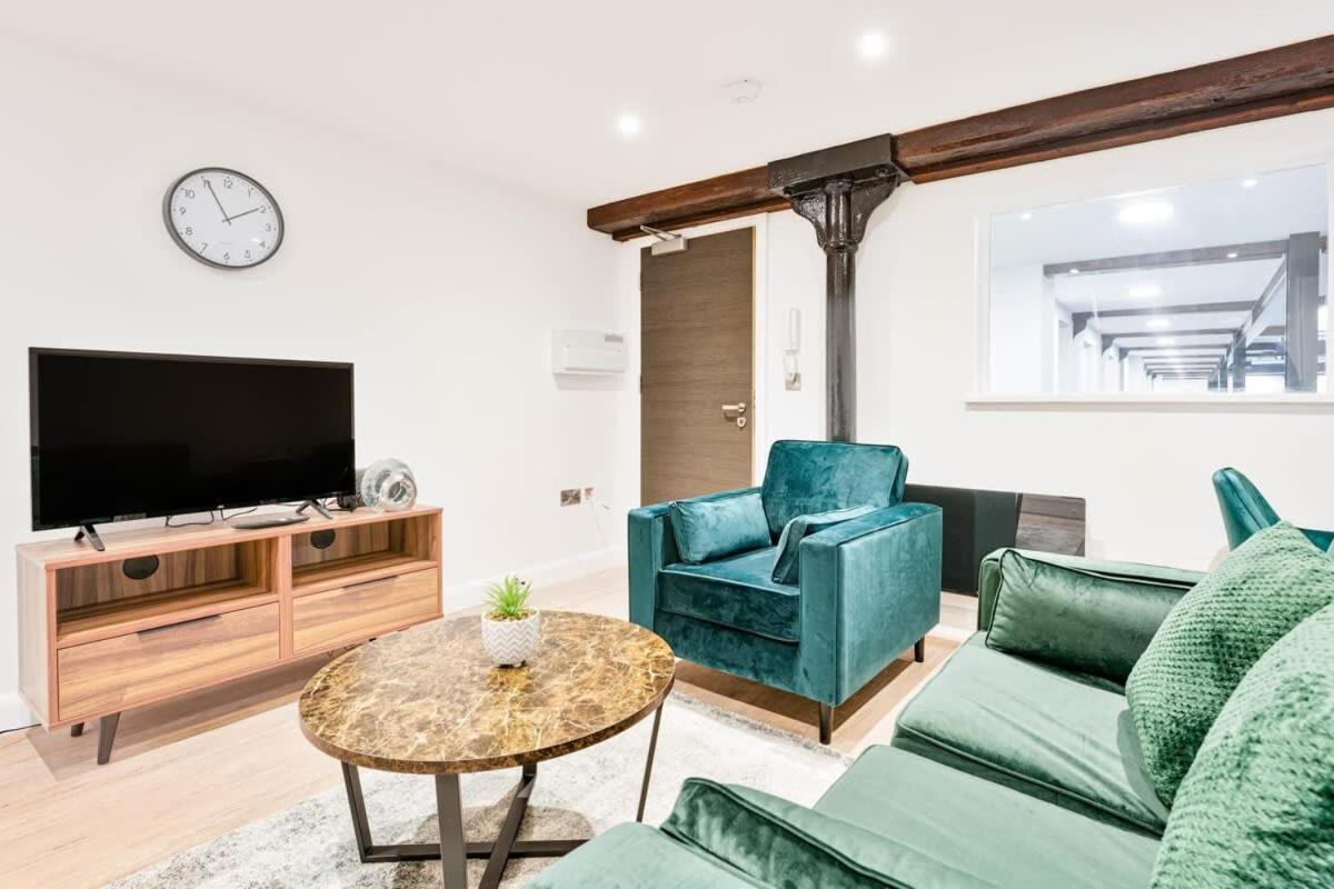 Modern 1 Bed Apartment In Burton-On-Trent Eksteriør bilde