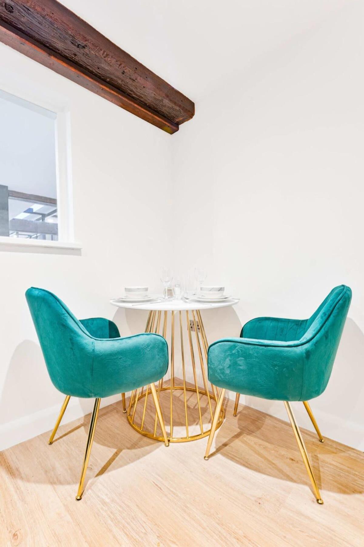 Modern 1 Bed Apartment In Burton-On-Trent Eksteriør bilde